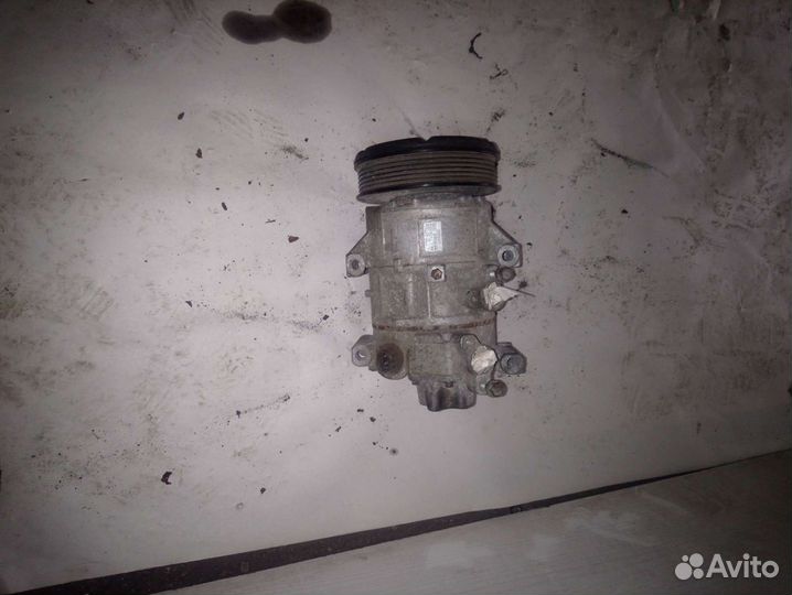 Компрессор кондиционера Toyota avensis 2