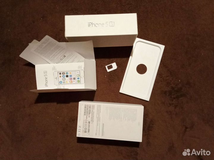 Коробка от iPhone 4s, iPhone 5s
