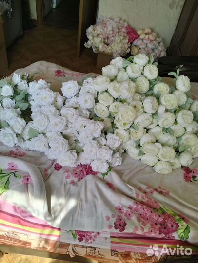 Искусственные цветы для декора свадьбы