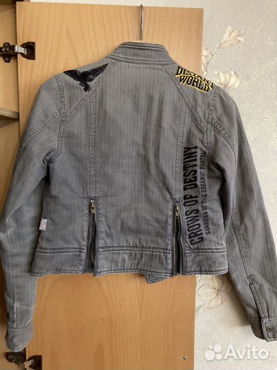 Джинсовая куртка
