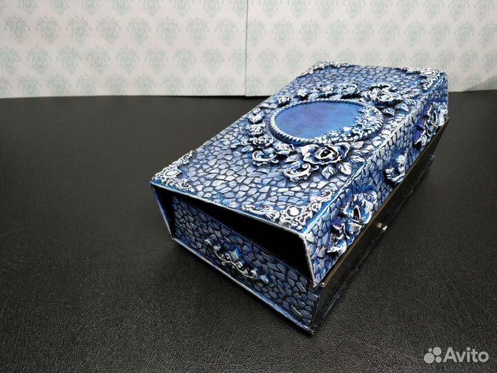 Шкатулка ручной работы лепнина