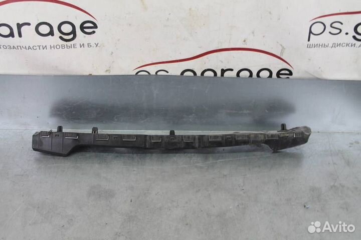 Кронштейн заднего бампера Renault Arkana