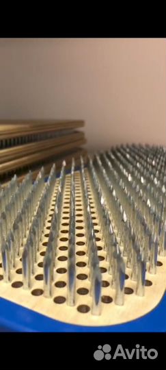 Доска с гвоздями и курсом Гвоздетерапевта садху