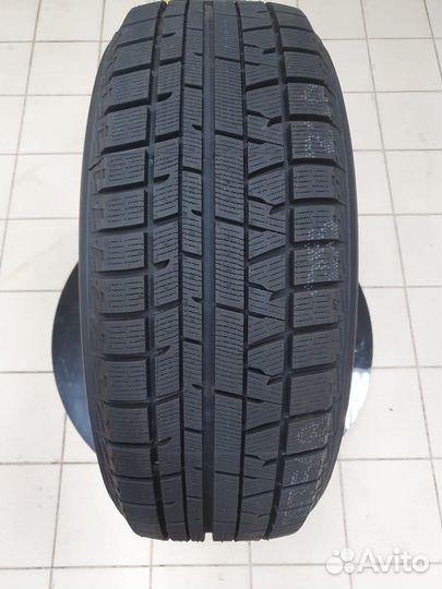 Yokohama Ice Guard IG50+ 225/60 R17 99Q