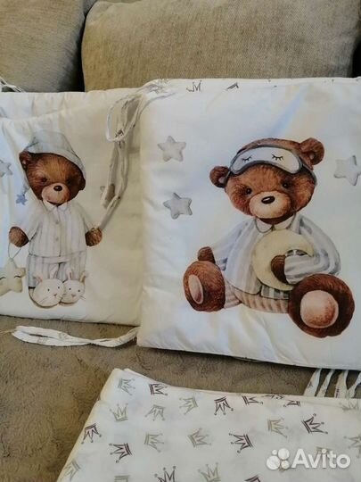 Бортики в кроватку+постельное бельё