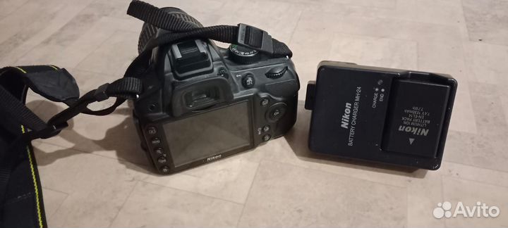 Зеркальный фотоаппарат nikon G3200