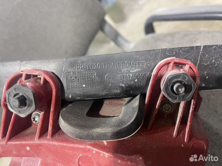 Фонарь задний правый наружний на passat b7. Седан