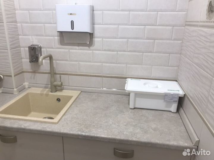 Аренда рабочего места мастера ногтевого сервиса