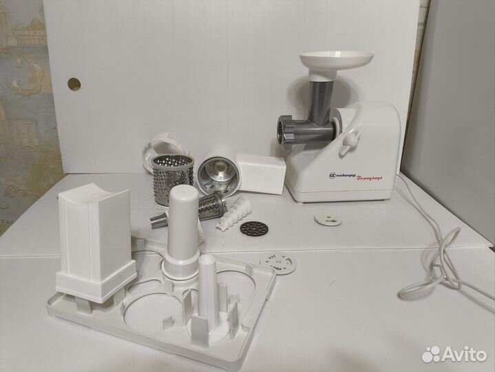 Мясорубка электрическая универсальная амкодор Кэм