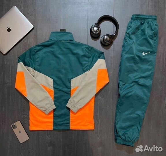 Спортивный костюм Nike