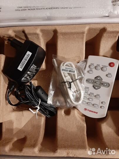 Фото-рамка электронная Transcend 16GB