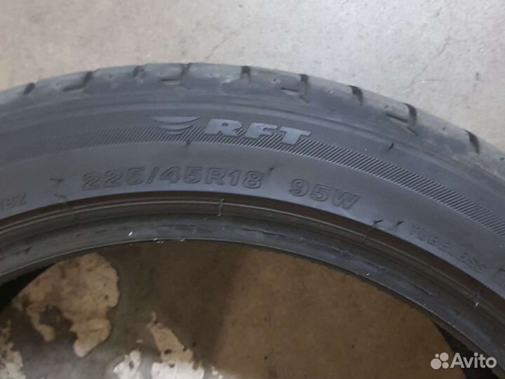 Bridgestone Potenza S001 225/45 R18 95W