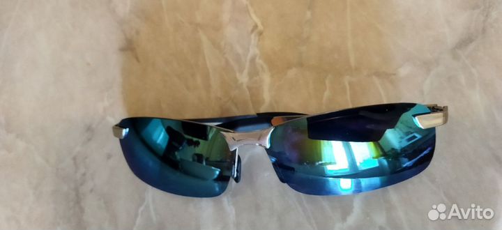 Солнцезащитные очки