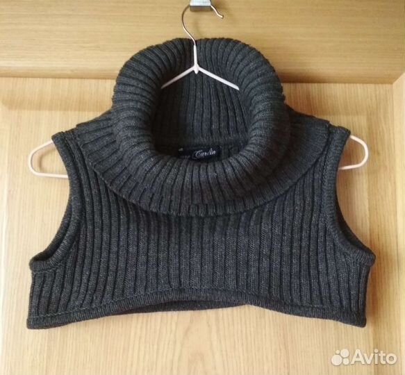 Манишка с высоким горлом Пьер Карден