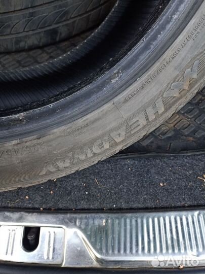 Headway HU901 235/45 R17