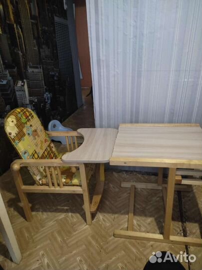 Детский столик и стульчик