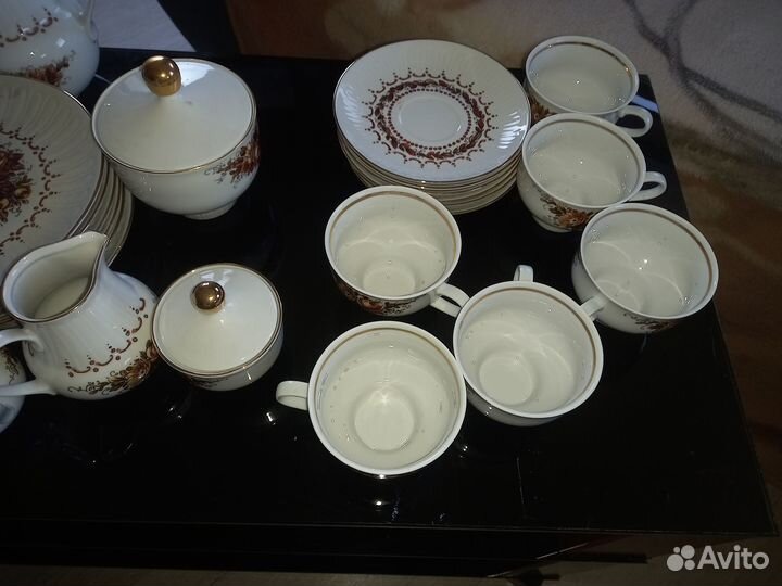Сервиз чайно/кофейный на 6 персон. Б/У
