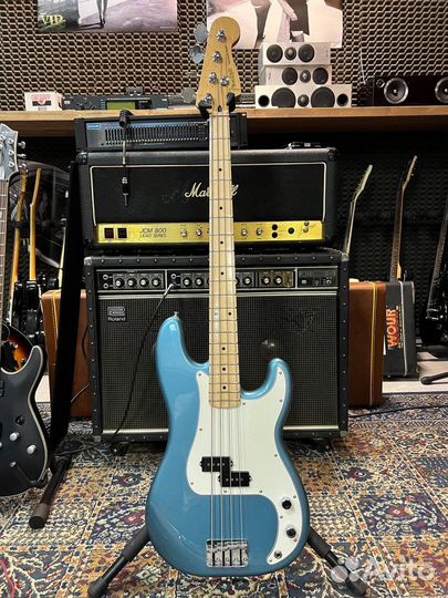 Бас-гитара Fender plaer presision bass