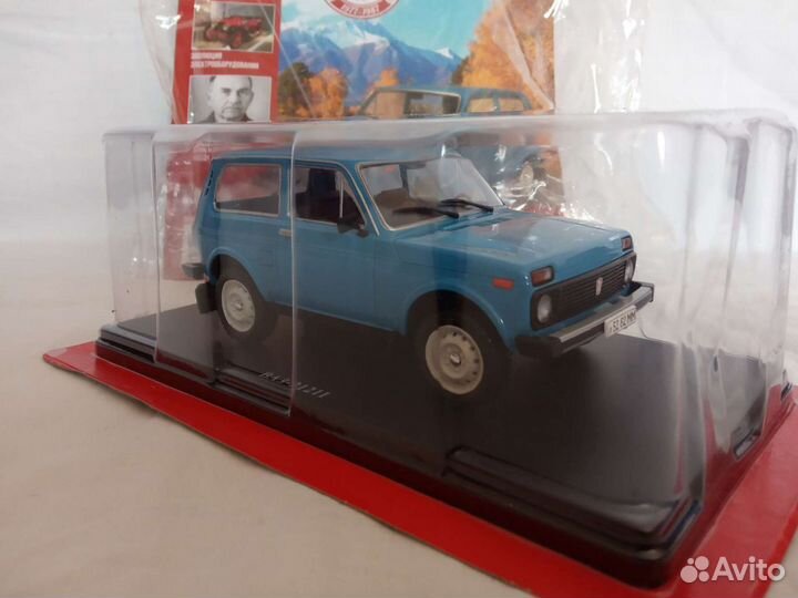 Модель автомобиля ваз 21211 Нива в масштабе 1/24