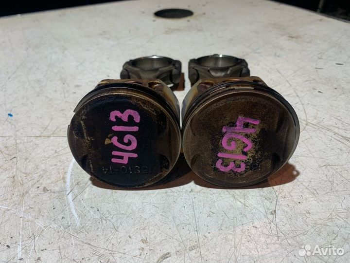 Поршень с шатуном Mitsubishi Carisma DA6A 4G13