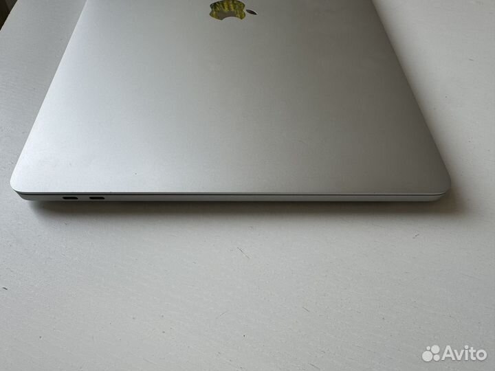 Apple macbook pro 16 2019 i9 1tb