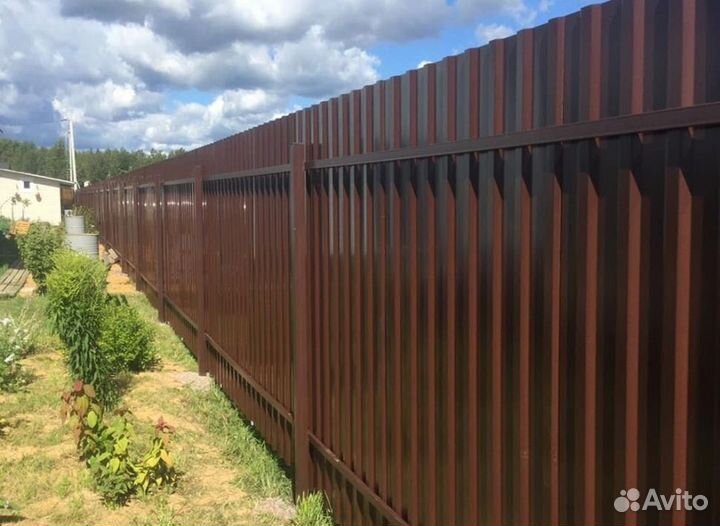 Заборы из профнастила