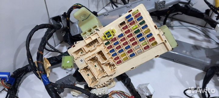 Электропроводка под торпедо (Hyundai ix55)