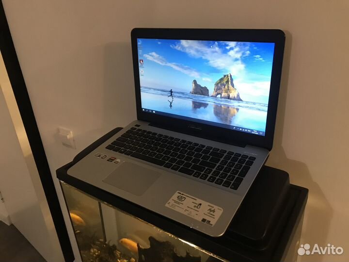 ASU’s X555D A10 8700/8/SSD250/R6 M340DX