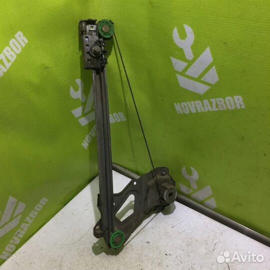 Стеклоподъемник мех задний правый Ауди 80 90 Б3