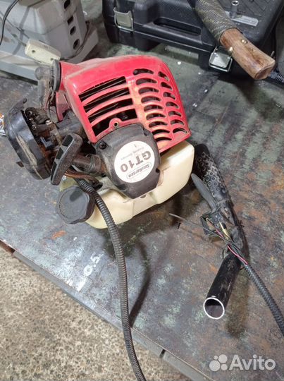 Двигатель бензотриммер