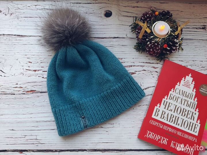 Шапка женская вязаная