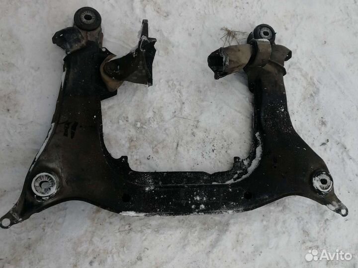 Подрамник передний ауди а4б5