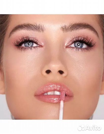 Блеск Charlotte Tilbuty jewel lips pillow talk