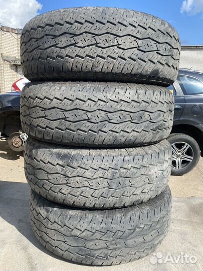 Toyo Open Country A/T Plus 235/65 R17