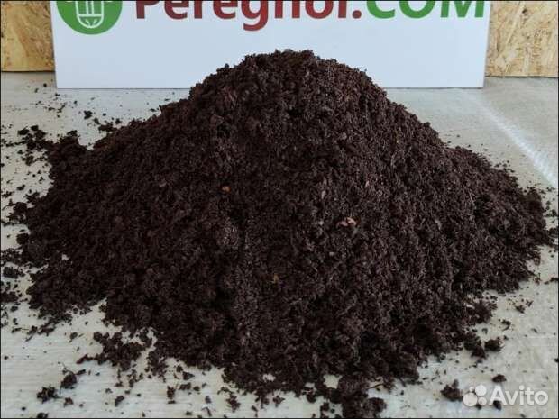 Перегной 30%, низинный торф 30%, плодородная почва