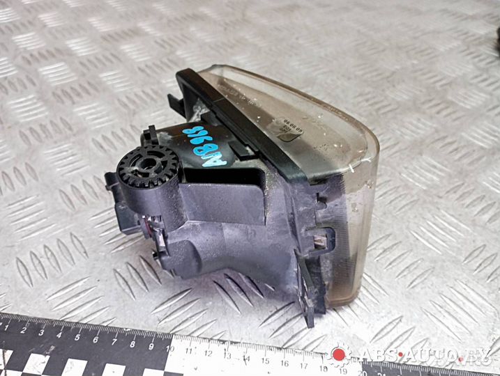 Фара противотуманная правая BMW 7 F01/F02 F01