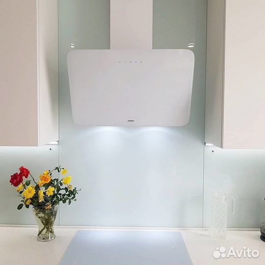 Кухни на заказ. Под ключ. Гapaнития oт 2 дo 10 лeт