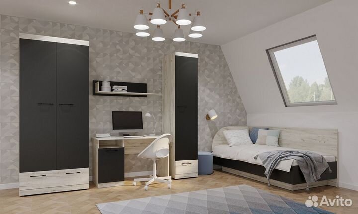 Письменный стол с навесной полкой