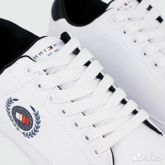 Tommy Hilfiger Essential Sneaker White logo