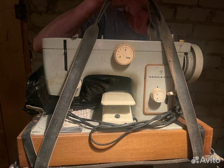 Швейная машинка Чайка 132м