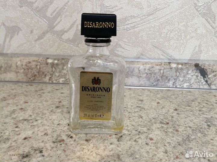 Бутылки для коллекции