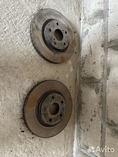 Опорные диски и суппорта на камри 50-55