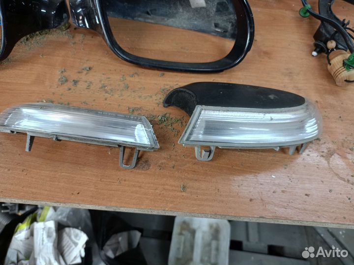 Повторитель поворота в зеркало passat b6