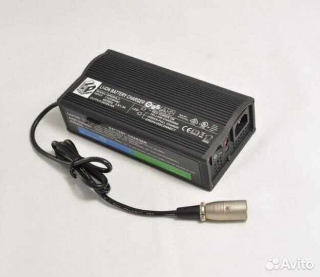 Зарядное устройство HP8204B