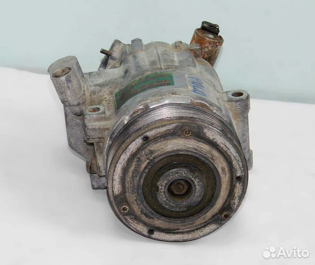 Компрессор кондиционера VW Polo 2004г