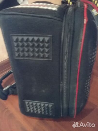 Школьный портфель,рюкзак