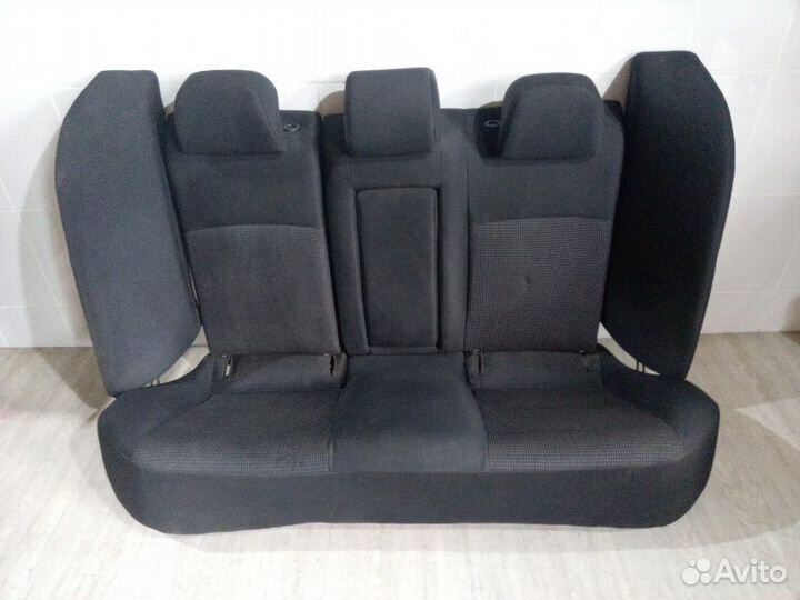 Сиденье заднее Mitsubishi Lancer 10 2007-2017
