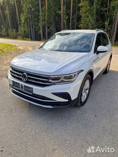 Volkswagen Tiguan 1.5 AMT, 2021, 52 500 км