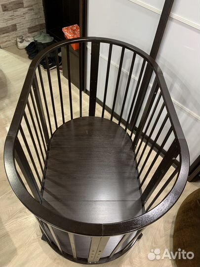 Детская кроватка трансформер с маятником