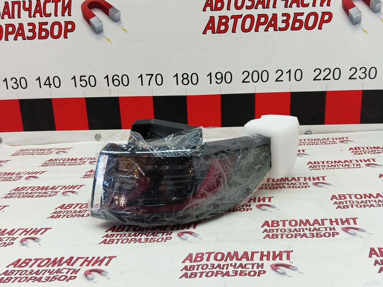 Фонарь задний правый Воях Дрим Вояж Дрим